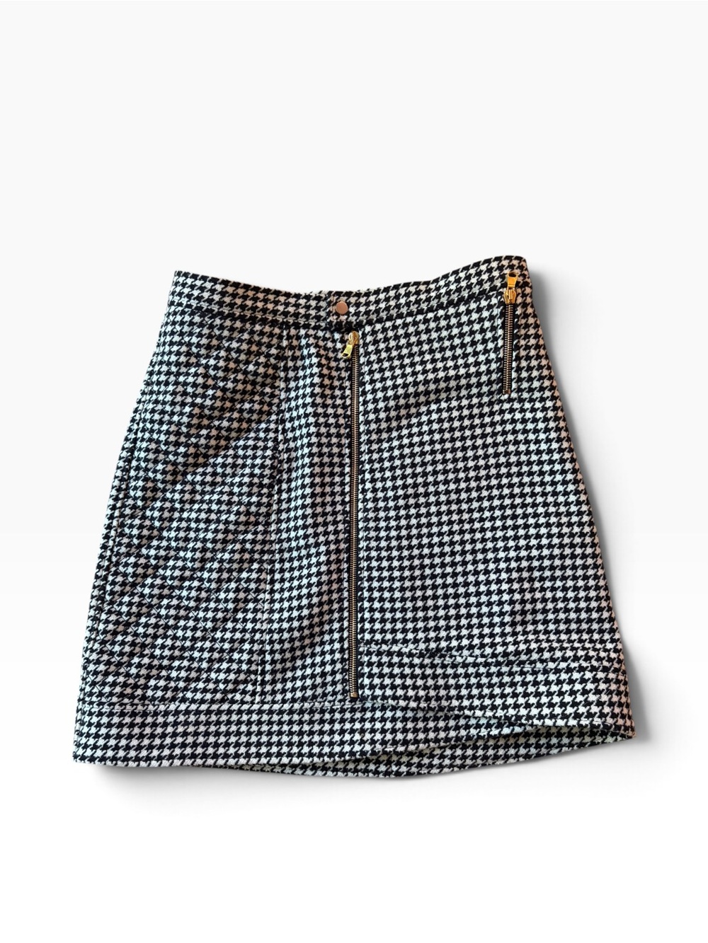 DOROTHEE SCHUMACHER size 3
Houndstooth Zip-Front Mini Skirt - Black & White